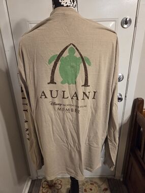 Aulani DVC Member Long-Sleeve Tee in Tan with Green Turtle Graphic